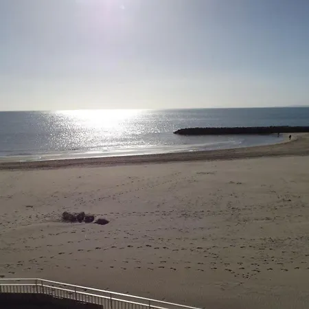 Studio Cabine Cosy, 4 Couchages, Acces Plage Direct, Parking, Proche Commerces - Fr-1-423-206 * Le Grau-d'Agde