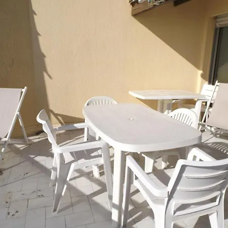 Apartment Studio Cabine Cosy, 4 Couchages, Acces Plage Direct, Parking, Proche Commerces - Fr-1-423-206 *