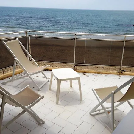 Studio Cabine Cosy, 4 Couchages, Acces Plage Direct, Parking, Proche Commerces - Fr-1-423-206